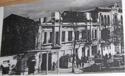 Прикрепленное изображение: 8 Пассаж Анжело после войны.jpg